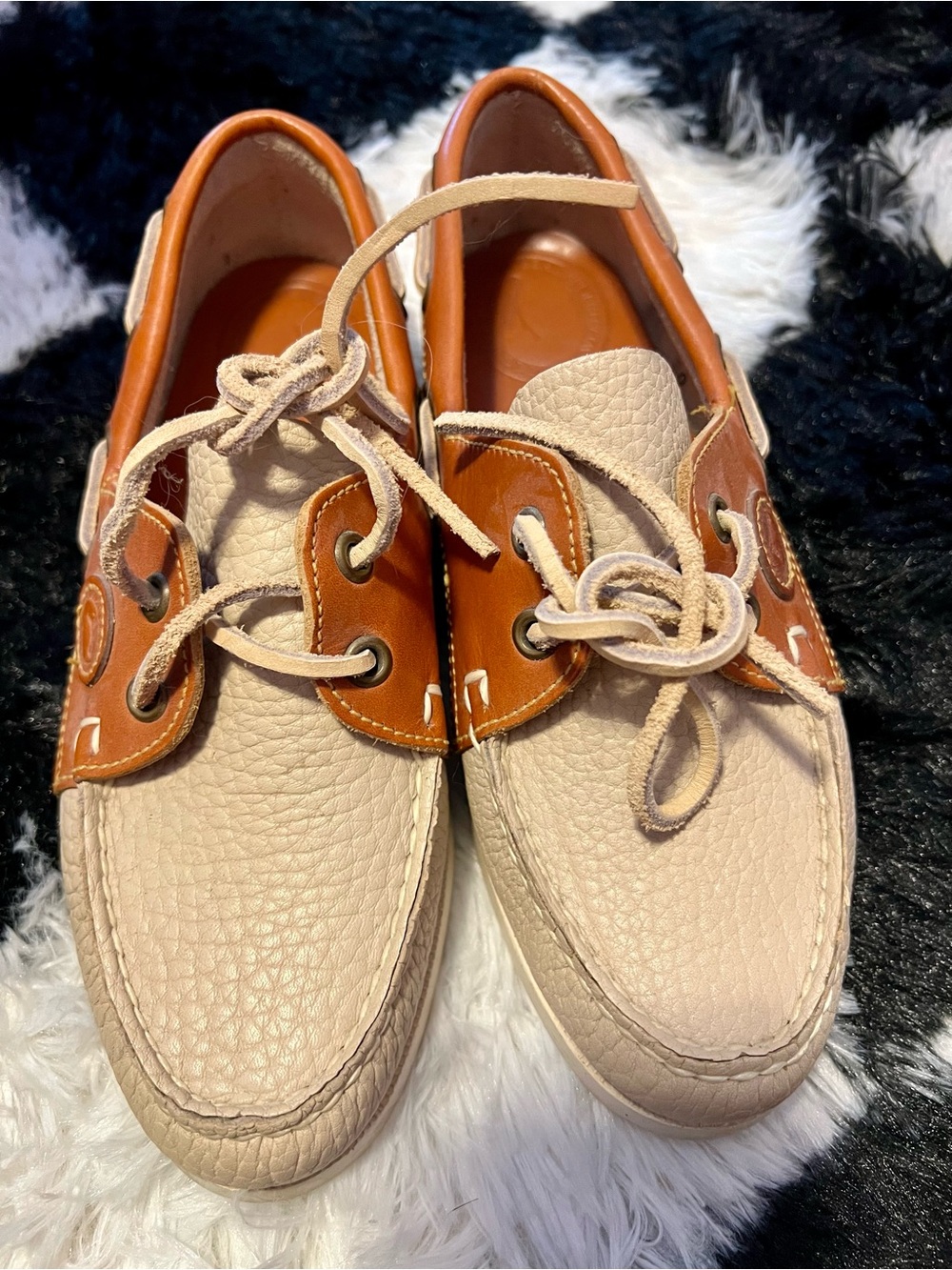 Sperry Two-Tone Leather Boat Shoes in Cream and Brown